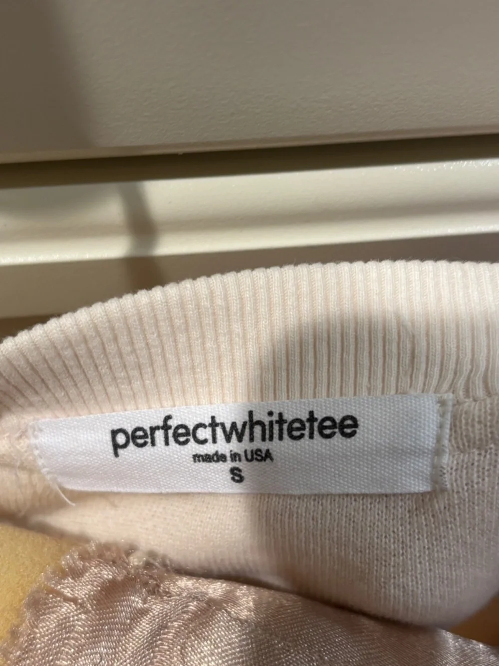 Perfectwhitetee brand ZIGGY Sweatshirt New Size Small Cream - Picture 3 of 3